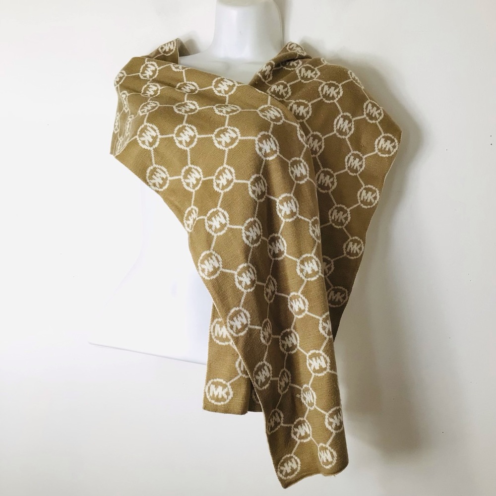Michael Kors Cream and Tan Logo Knit Scarf